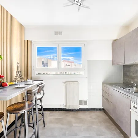 Apartmán Bngo L Le Spacieux Cocon Partdieu L Parking, Balcon, 4p *